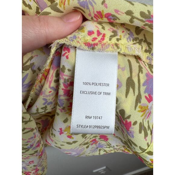 So Beautiful, The Pioneer Woman Floral Blouse, Excellent Condition! 🩷 - Picture 4 of 10